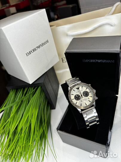 Часы Emporio Armani