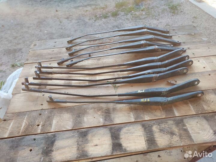 Поводки дворников Ford Focus 2