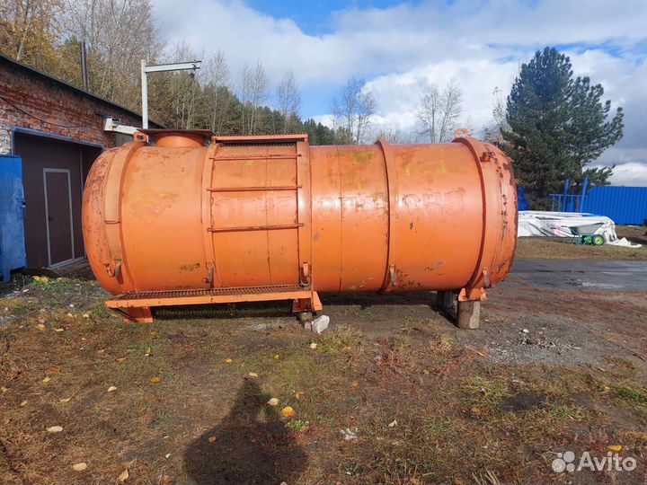 Продам бочку 10 кубов