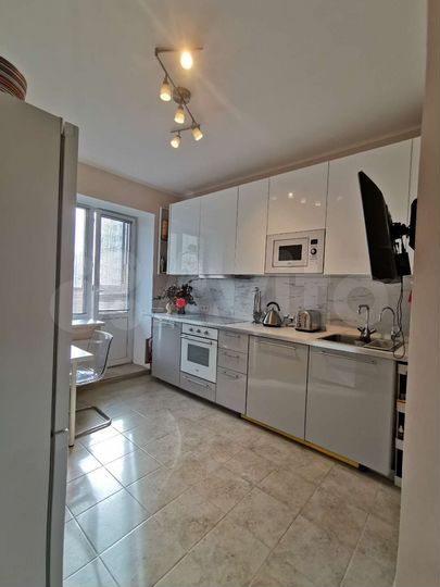 1-к. квартира, 37 м², 10/17 эт.