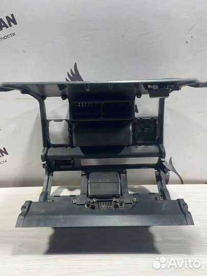 Консоль центральная Man Tgl 8.210 D0834-LFL55 2008