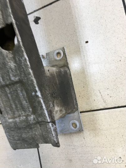 Усилитель бампера Opel Astra J OPC