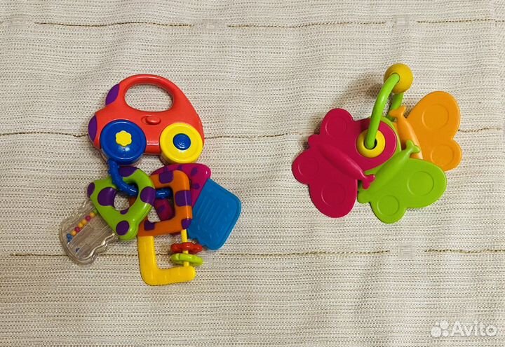 Погремушки, подвески, машинки от О+