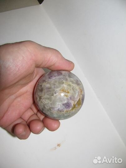 Шар из флюорита