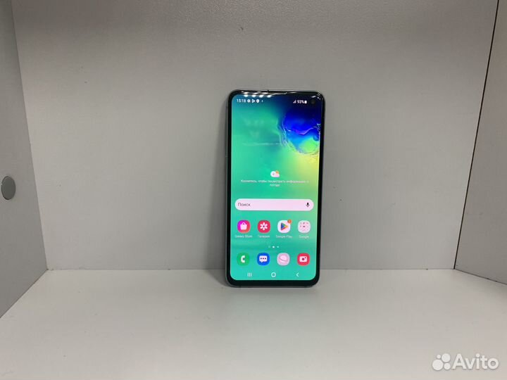 Samsung Galaxy S10e, 6/128 ГБ