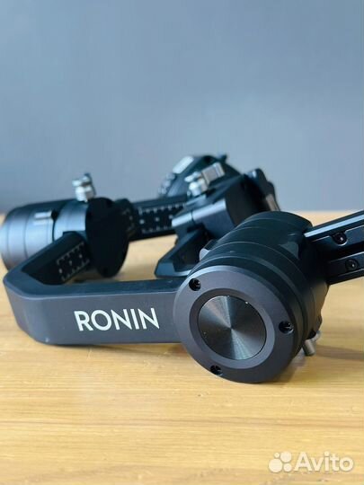 Стабилизатор DJI Ronin-S