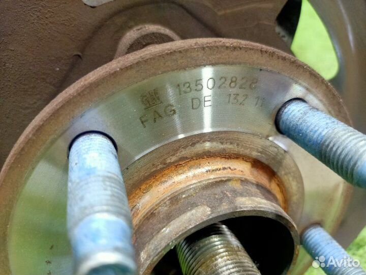 Кулак поворотный передний правый Chevrolet Cruze