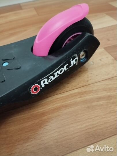 Детский 3-колесный самокат Razor T3