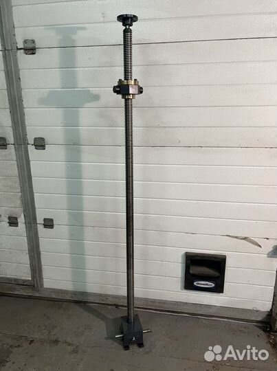 Винтовой домкрат Niasa 2.5тн Испания