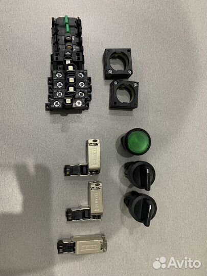 Комплектующие Siemens. Коннектор, патрон