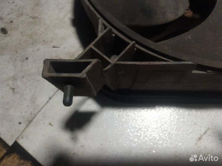 Вентилятор охлаждения Opel Omega B 1998 90570701