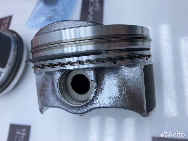 К-кт новых поршней VW VAG +0.25 +0.50 1.8 21мм CDA