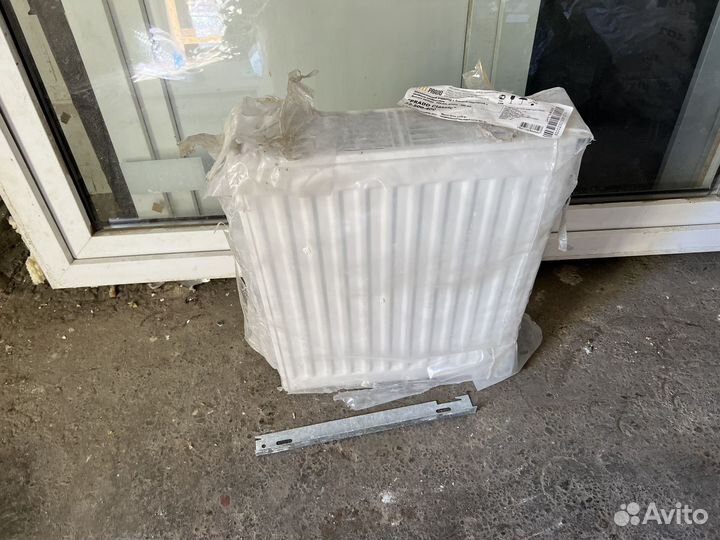 Радиатор отопления, батарея Prado