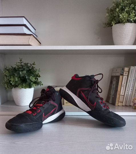 Баскетбольные кроссовки nike kyrie 4