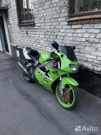 Kawasaki zxr 400