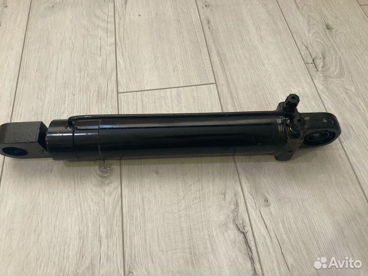 Цилиндр камаз мехазм подьема запасного колеса