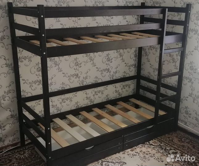 Двухъярусная кровать настоящий массив