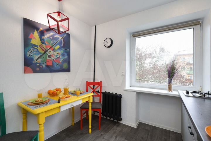 2-к. квартира, 30 м², 4/4 эт.