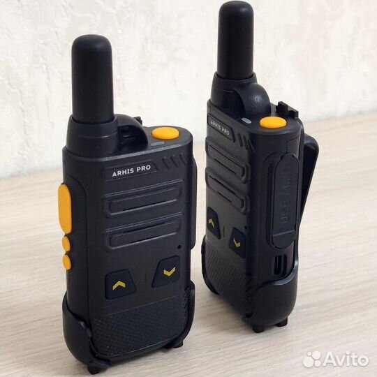 Рация с гарнитурой, радиостанция с наушником