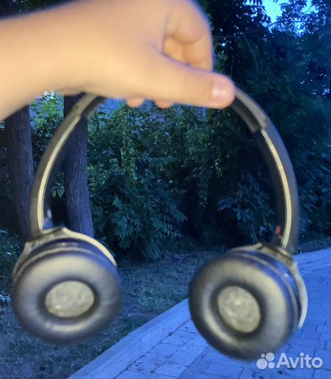 Беспроводные наушники sony