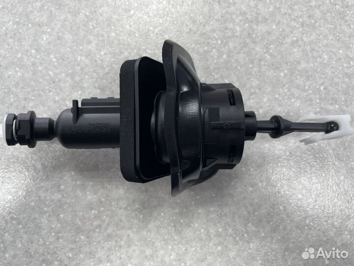 Цилиндр сцепления Mazda