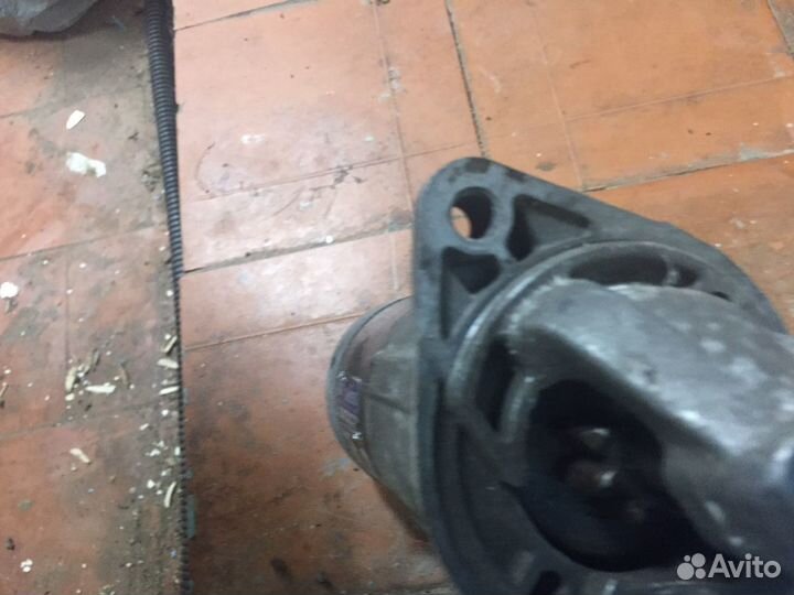 Стартер на Хундай Соната 5 2005 года