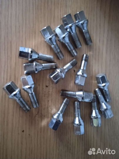 Болты на литье