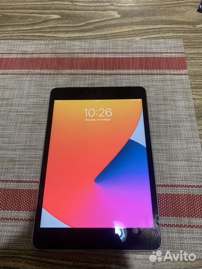 iPad mini 4 cellular