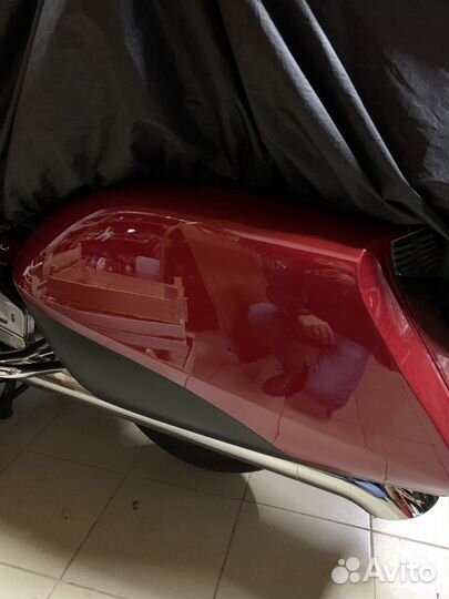 Пластиковая Крышка кофра на Honda GoldWing 1800