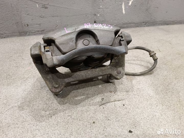 Передний левый суппорт для 1.8 Skoda Octavia A7