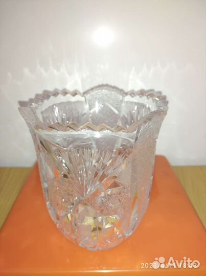 Ваза для цветов хрустальная 13 см