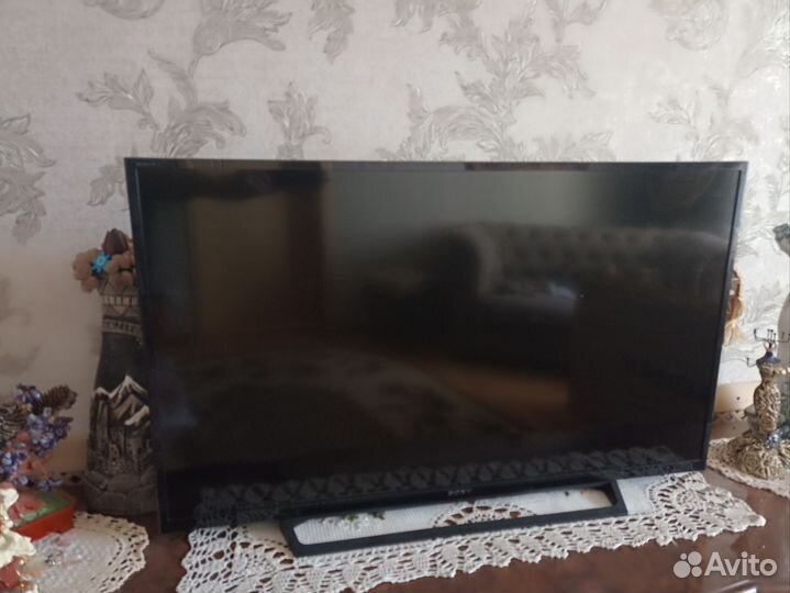 Телевизор smart tv Sony 40'