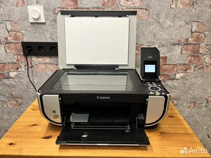 Мфу Canon Pixma MP520
