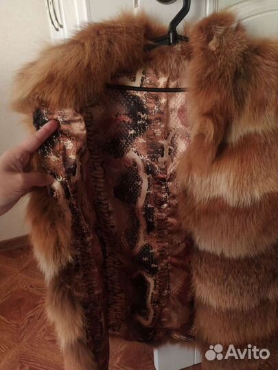 Жилет меховой из лисы