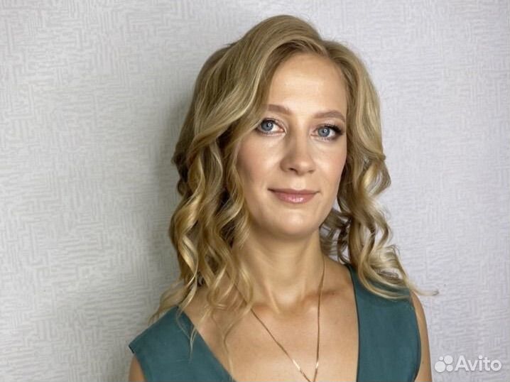 Прическа укладка локоны макияж