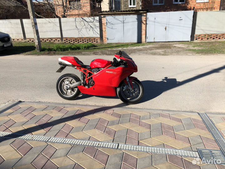 Ducati 749