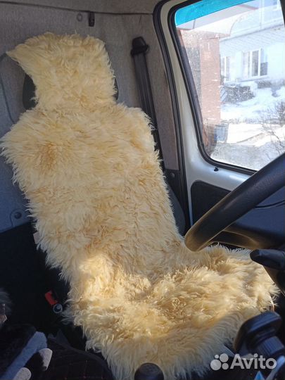 Накидки меховые длинный ворс с подкладом желтые