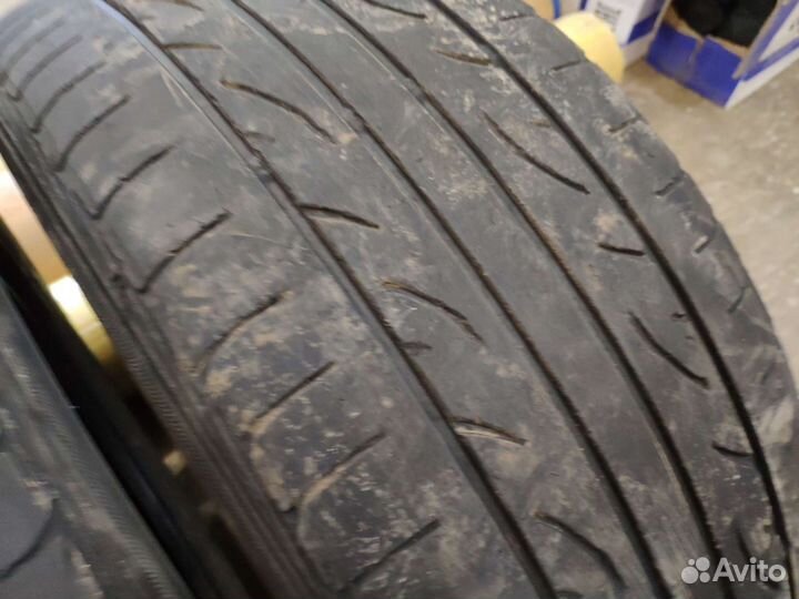 Dunlop Direzza Sport Z1 235/55 R17 99V