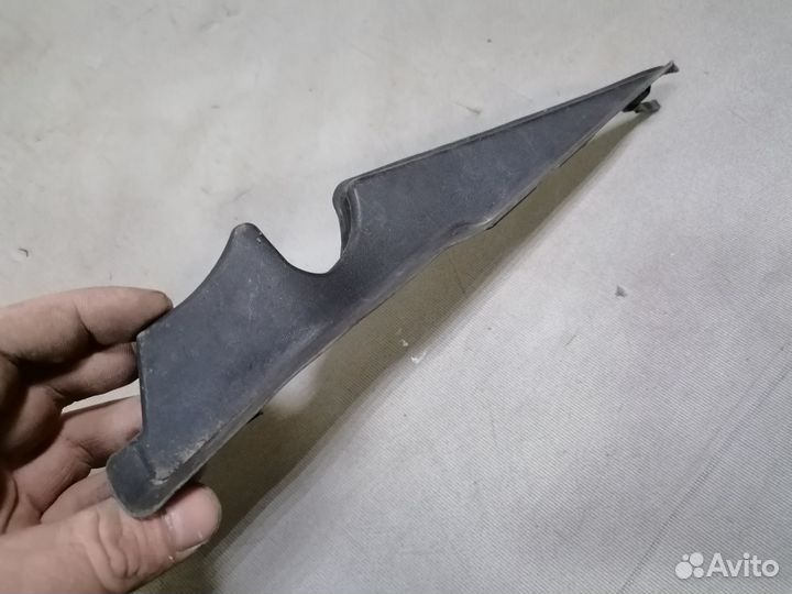 Накладка петли капота Renault Megane II 2003-2009