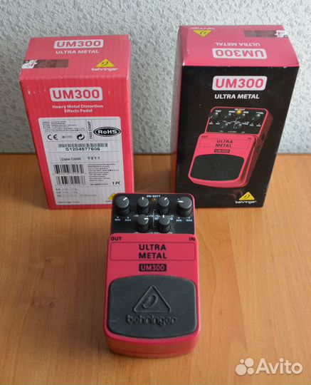 Педаль эффектов Behringer UM300