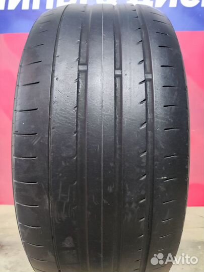 Yokohama Advan Sport V105 255/40 R19