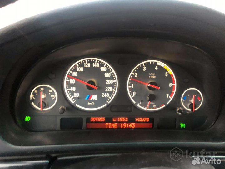 Приборная панель e39/e53