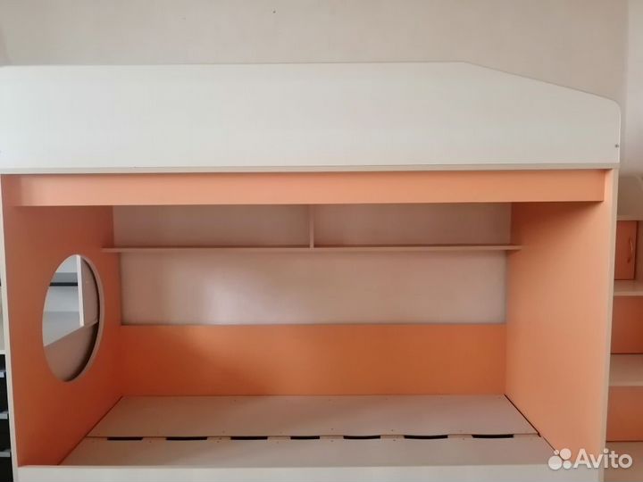 Кровать двухъярусная детская