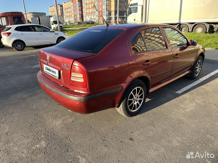 Skoda Octavia 1.6 МТ, 2008, 373 000 км