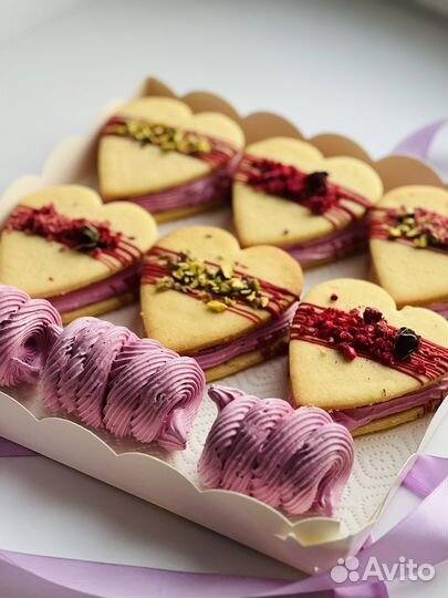 Подарок.Букет зефирных цветов/конфеты/игрушки