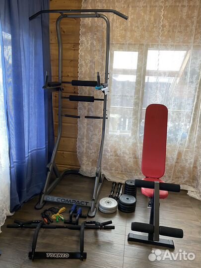 Спортивный инвентарь:турник, скамья, блины, грифы