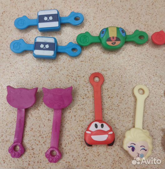 Скрепыши, бравлы, тикеры и токеры, приколыши