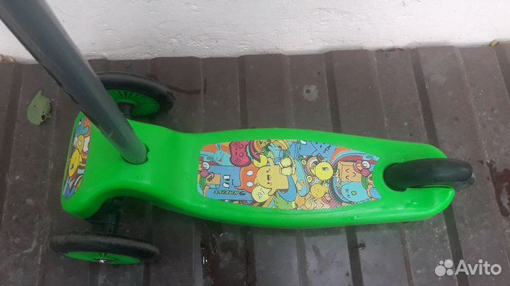 Трехколесный самокат