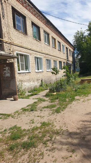 Комната 16 м² в 1-к., 1/2 эт.