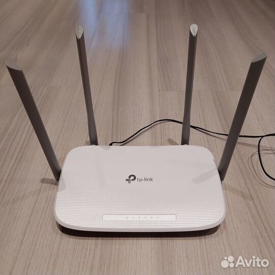 WiFi роутер TP-Link AC1200 (EC220-G5 V2)
